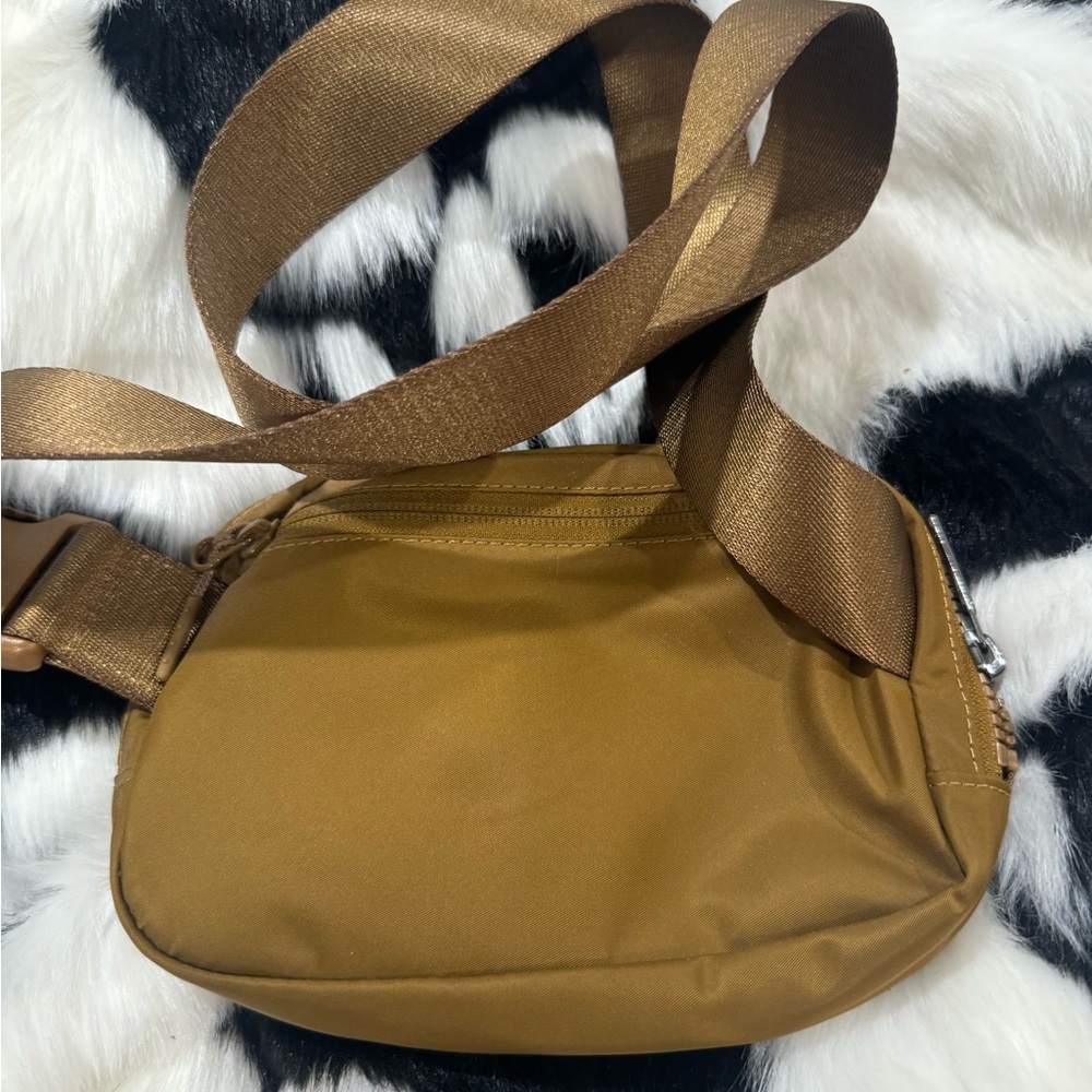 Lululemon Athletica Tan Belt Bag - Picture 2 of 3